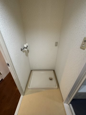 グランドシティ白山のランドリースペース
