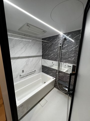 シティインデックス中野の浴室|高級感のあるバスルーム