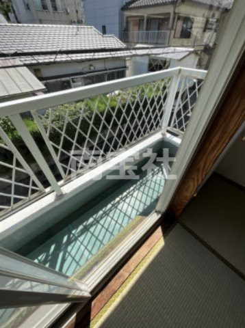 【バルコニー】