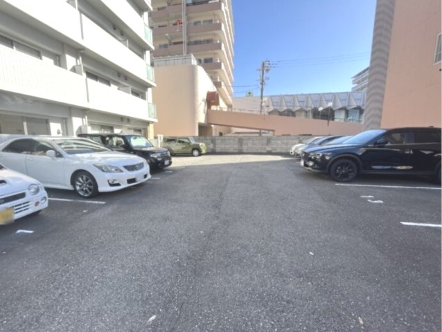 【駐車場】 | エスタシオン高石