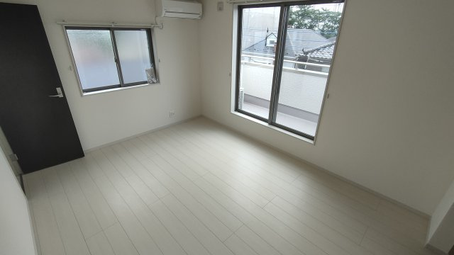 Kolet岩槻小溝の洋室|広々とした洋室です