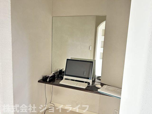 千旦林　2棟一括店舗兼住居の内装|カウンセリングルーム