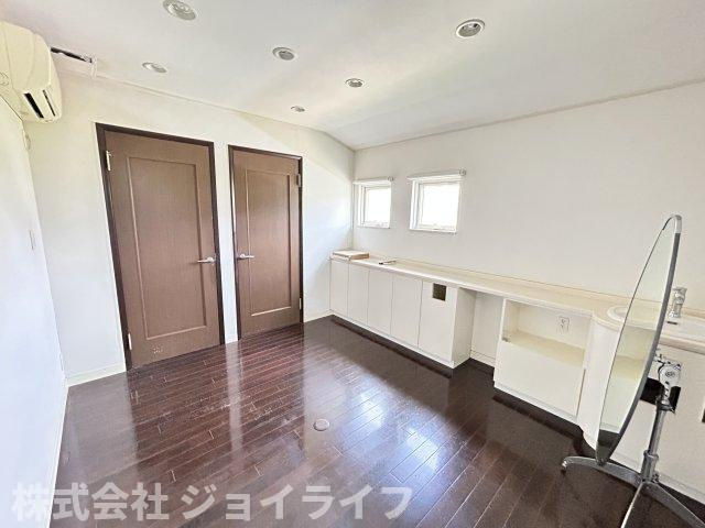 千旦林　2棟一括店舗兼住居の内装|2階