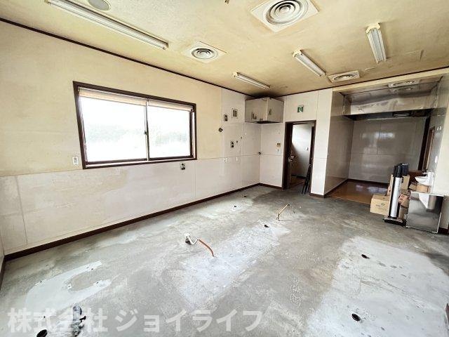 千旦林　2棟一括店舗兼住居の内装|パン屋さん厨房