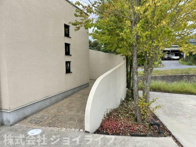 千旦林　2棟一括店舗兼住居の周辺|アプローチ