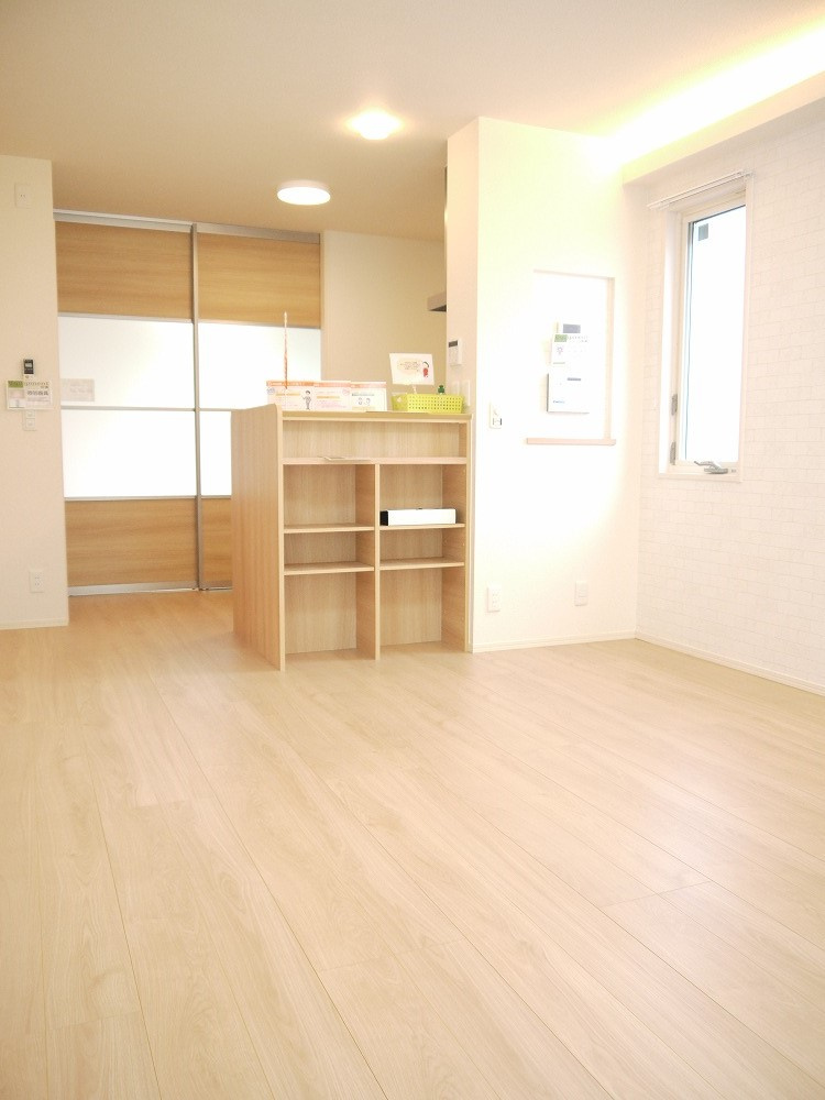 D-room渋見町の居間・リビング