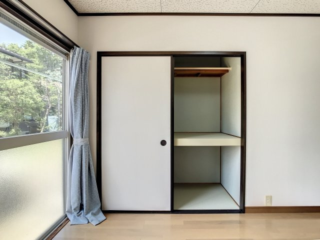 居心地が100点まんてんの洋室|大きな収納は嬉しい！
