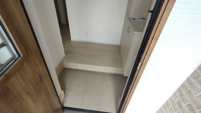 Kolet岩槻南辻の玄関|落ち着いた玄関です