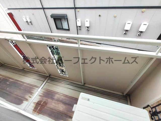 クレシェ星丘のバルコニー|暖かな日差しのふりそそぐバルコニー