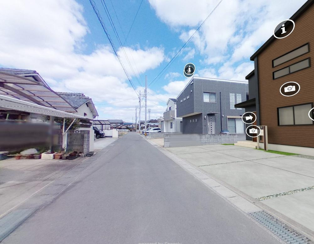 ブルーミングガーデン　岡山市中区山崎(第4)の前面道路含む現地写真