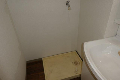 【その他】 | キャッスル平田Ｂ | 洗濯機置き場