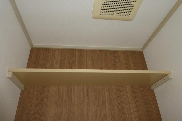 キャッスル平田Ｂのトイレ|トイレ棚