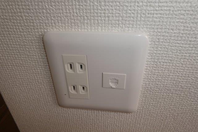 キャッスル平田Ｂの設備|電話モジュラー