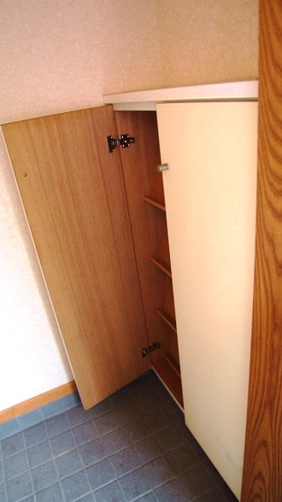 【玄関】 | ブルウジュ | 玄関です