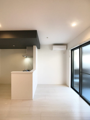 【居間・リビング】 | アーバンヴィラ南福岡 | 別号室の写真になります。現況優先。