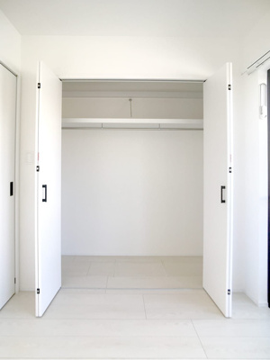 【収納】 | アーバンヴィラ南福岡 | 別号室の写真になります。現況優先。