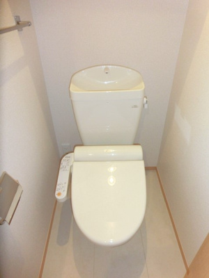 【トイレ】 | メゾン ラフィネ | コンパクトで使いやすいトイレです