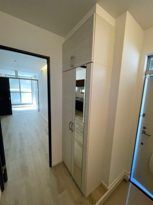 【玄関】 | スクエアパーク | 別号室の写真になります。現況優先。