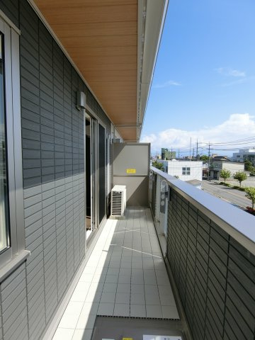 メゾン　ド　ウミライ元町のバルコニー