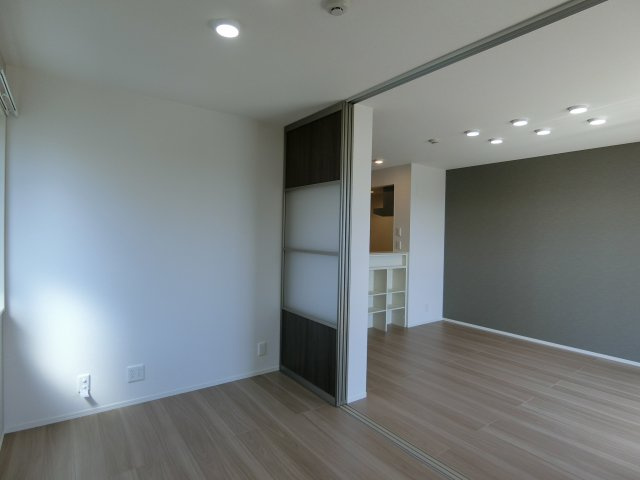 メゾン　ド　ウミライ元町の洋室