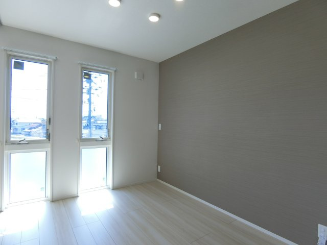 メゾン　ド　ウミライ元町の洋室