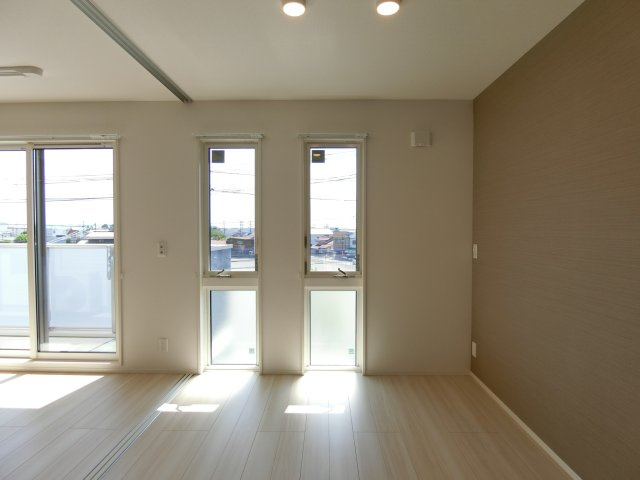 メゾン　ド　ウミライ元町の洋室