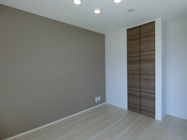 メゾン　ド　ウミライ元町の洋室