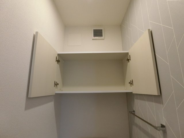 メゾン　ド　ウミライ元町の収納