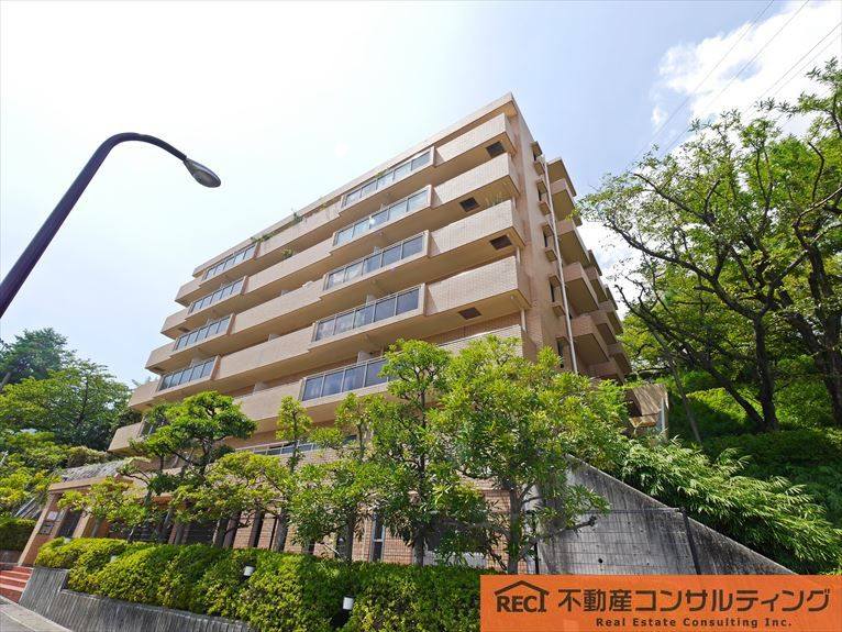 コート芦屋朝日ヶ丘4号棟の外観|カウンターキッチン