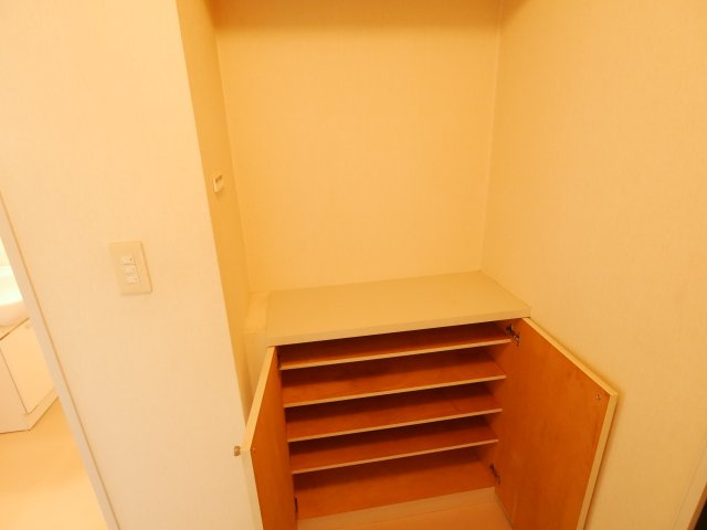 さくらハイツの玄関