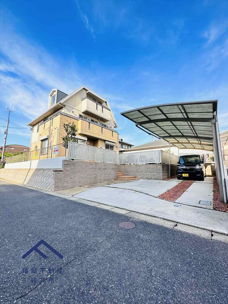 糟屋郡新宮町夜臼5丁目　戸建ての駐車場