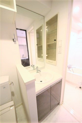 【洗面所】 | カスタリア堺筋本町