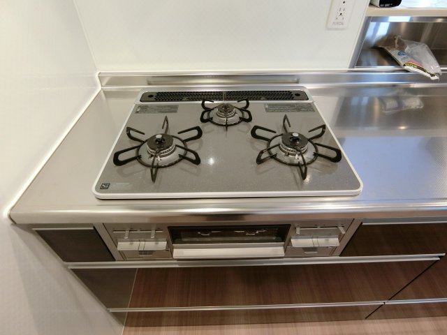 メゾン　ド　ウミライ元町のキッチン