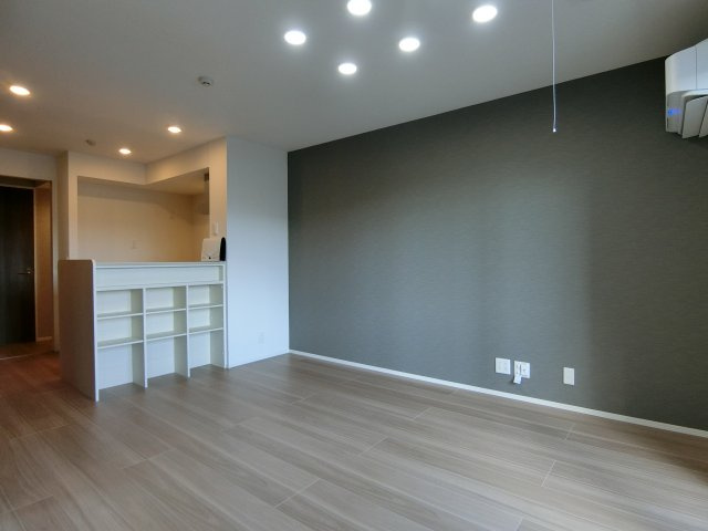 メゾン　ド　ウミライ元町の居間・リビング