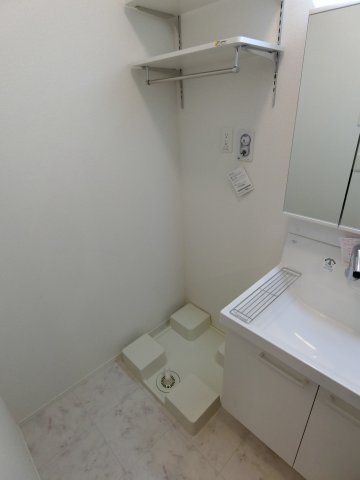 メゾン　ド　ウミライ元町の洗面所