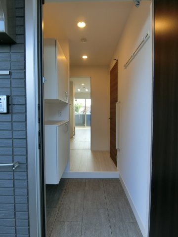 メゾン　ド　ウミライ元町の玄関