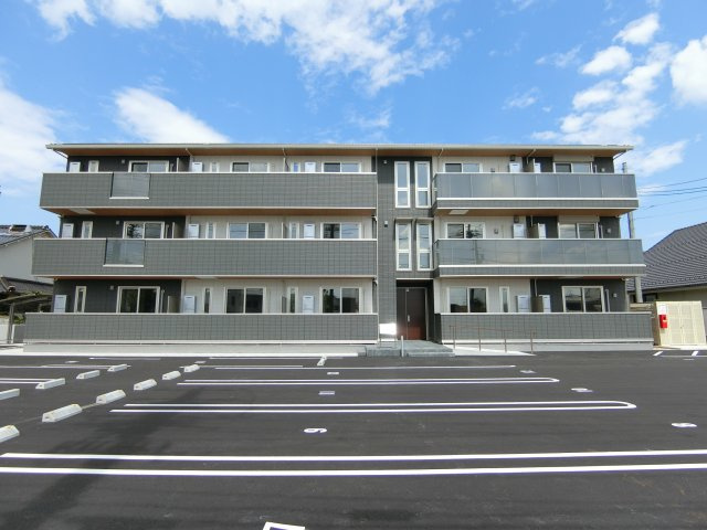 メゾン　ド　ウミライ元町の外観