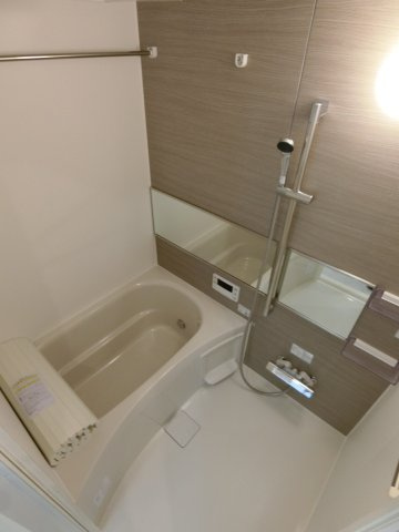 メゾン　ド　ウミライ元町の浴室