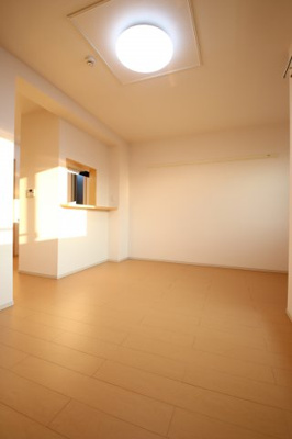 【洋室】 | カスカード