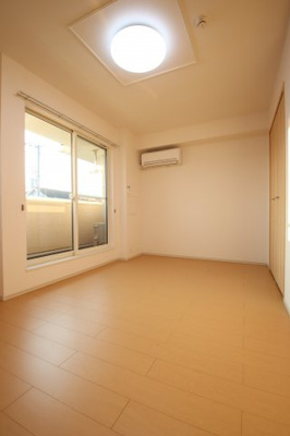 【洋室】 | カスカード