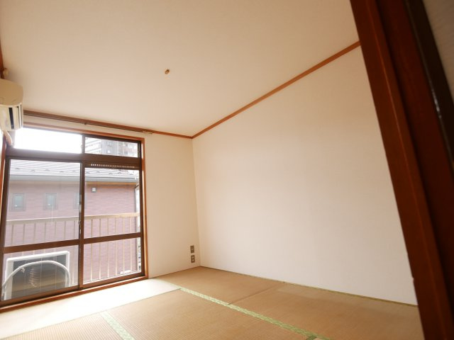シティハイツ吉田の和室|フローリングだけでなく、和室もあります
