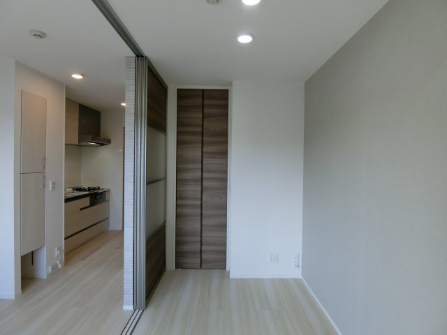 メゾン　ド　ウミライ元町の洋室