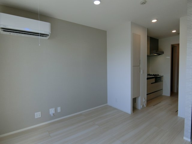 メゾン　ド　ウミライ元町の居間・リビング