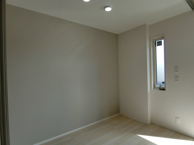 メゾン　ド　ウミライ元町の洋室