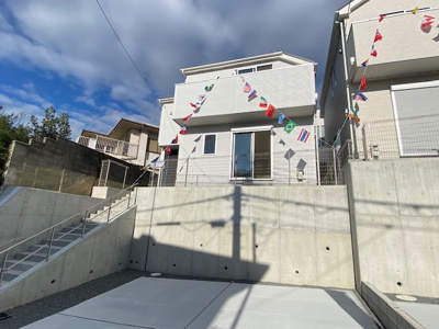 【外観】 | 神戸市垂水区南多聞台5丁目　新築戸建1号棟　仲介手数料無料！ | きれいな外観です