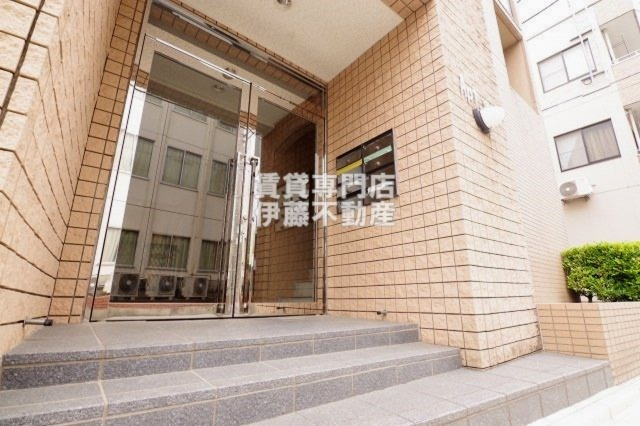 Apt.浄心のエントランス