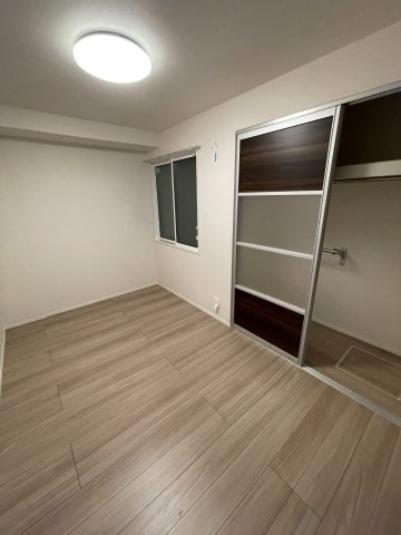 Regina宮町の寝室