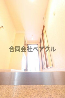 【玄関】 | メゾンド・パーク | 明るい玄関です