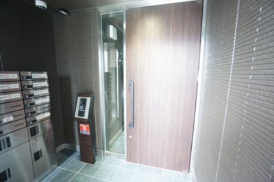 【エントランス】 | D-ROOM六条福寿町