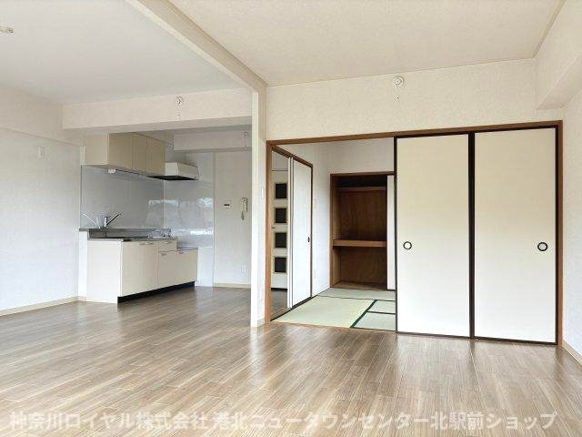 【居間・リビング】